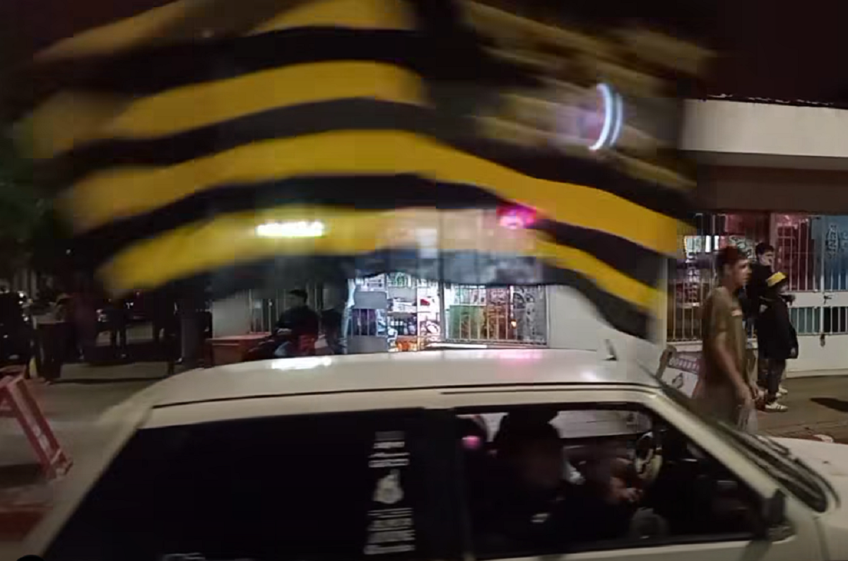 Ruidos frente al hospital de Salto: alarmante violación de la zona de silencio 2 Ruidos frente al hospital de Salto durante festejos de hinchas en la ciudad