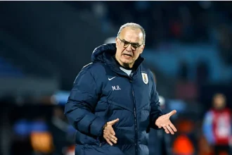 Selección uruguaya Bielsa entrenando antes de los amistosos en Malasia